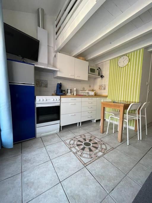 Maisonnette Rdc + Mezzanine Au Bord De L'Etang Leucate Extérieur photo
